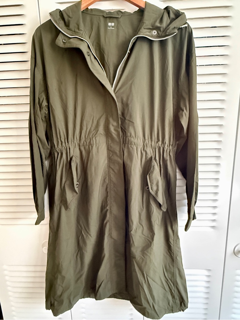 Uniqlo Women's Hooded Anorak Light Jacket